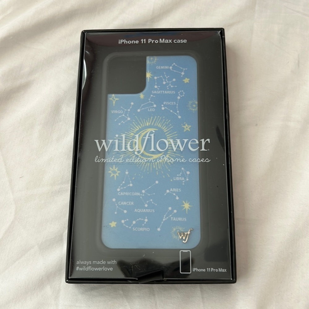 Hannah Meloche (LIMITED EDITION) iPhone 11 Pro Max Wildflower Case
